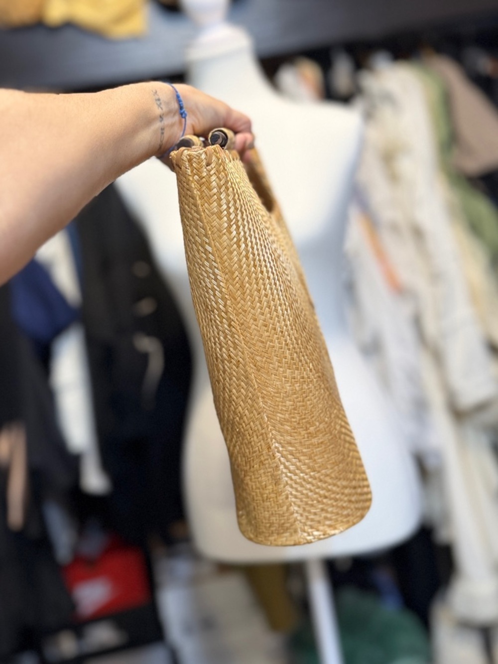 Handwoven Straw Tote Bag with Wooden Handles - Picture 2 of 9